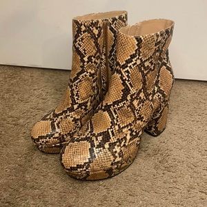 Steve Madden Boots; Women’s Size 8. NWOT